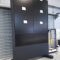 Display standing