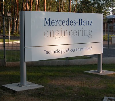 Mercedes - Benz